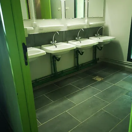 Luxury tent Tente De Trappeur Au Les Cournoulises 2 A 4 Personnes *